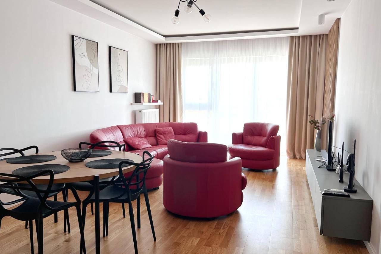 Capital Towers - Apartament Red Z Widokiem Na Panorame Miasta I Rzeke Rzeszow Bagian luar foto